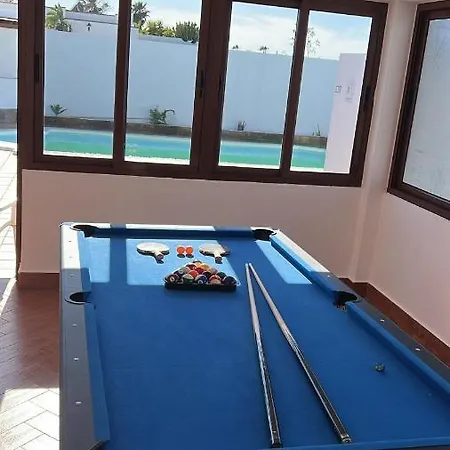 Linda Βίλα Πλάγια Μπλάνκα